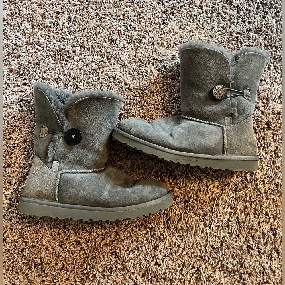 Women’s Bailey Button UGG Boots